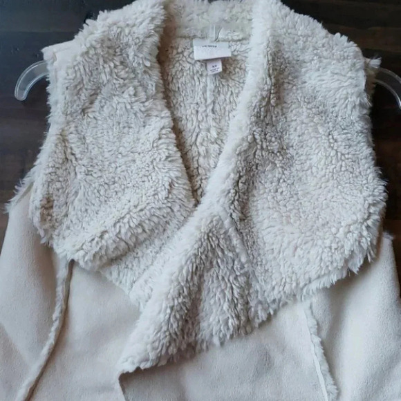 🌻 Knox Rose Sherpa/Faux Suede Vest - Picture 6 of 8